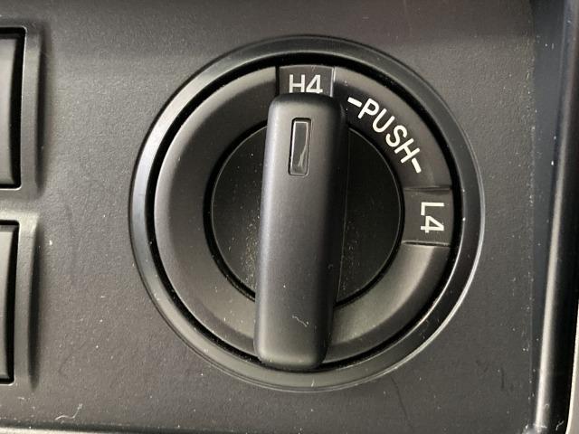 ランドクルーザープラド ＴＸ　Ｌパッケージ　純正ナビ／バックカメラ／サンルーフ／ルーフレール／シートヒーターベンチレーション／ブラックレザーシート／レーダークルーズコントロール／クリアランスソナー／ＲＡＹＳ１７インチＡＷ／パワーシート／ＥＴＣ（73枚目）