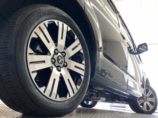 デリカＤ：５ Ｐ　純正ナビ／全周囲／両側電動／電動リア／ＡＣ１００Ｖ（32枚目）