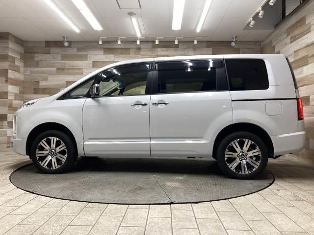 デリカＤ：５ Ｐ　純正ナビ／全周囲／両側電動／電動リア／追従クルコン（16枚目）