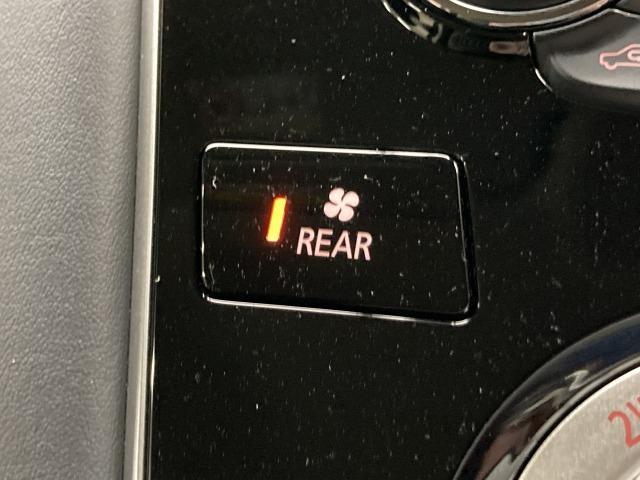 デリカＤ：５ Ｐ　純正ナビ／全周囲／両側電動／電動リア／追従クルコン（74枚目）