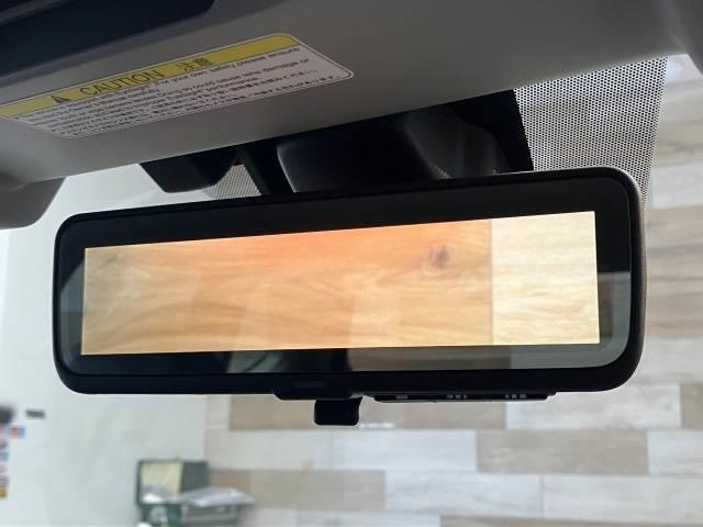 �y�f�W�^���C���i�[�~���[�z�𓋍ڂ��Ă���܂��B�~���[�ɂ�����m�F���ł��܂��̂ŁA���Ԃ̍ۂȂǂɖ𗧂��܂��B