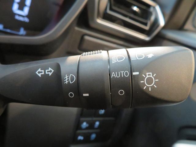 Z 新車未登録 パノラミックビュー対応ナビレディ LEDヘッドライト シートヒーター クルーズコントロール 純正17インチアルミ オートライト クリアランスソナー(7枚目)