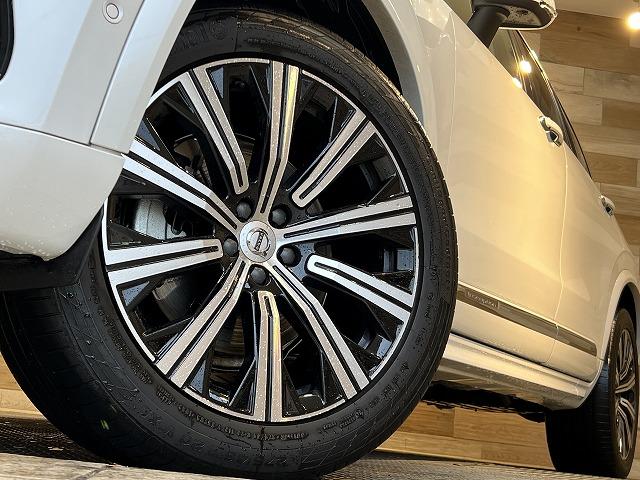 ＸＣ９０ Ｄ５　ＡＷＤ　インスクリプション　レーンキープ　ＬＥＤヘッド　シートクーラー　衝突軽減　ヒーター　リアエアコン　アイドリングストップ　クリアランスソナー　ＥＴＣ　電動リアゲート　４ＷＤ　パワーシート　全周囲モニター　本革（55枚目）