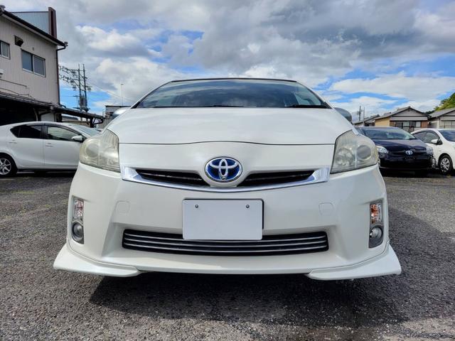 プリウス Ｓ　１．８　Ｓ　ワンオーナー禁煙車サンルーフ　ナビＢカメラ　アイドリングストップ搭載　ムーンルーフ　Ｂモニタ－　禁煙　インテリキー　デュアルエアバック　エアＢ　イモビライザー　ドライブレコ－ダ－　ナビＴＶ（9枚目）