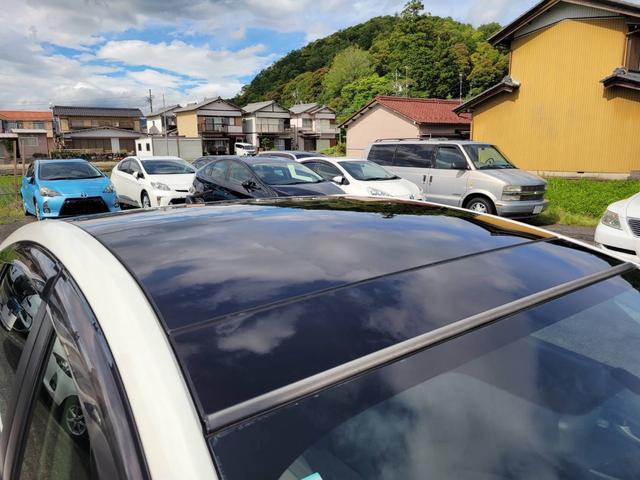 プリウス Ｓ　１．８　Ｓ　ワンオーナー禁煙車サンルーフ　ナビＢカメラ　アイドリングストップ搭載　ムーンルーフ　Ｂモニタ－　禁煙　インテリキー　デュアルエアバック　エアＢ　イモビライザー　ドライブレコ－ダ－　ナビＴＶ（14枚目）