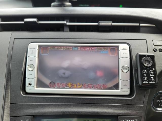 プリウス Ｓ　１．８　Ｓ　ワンオーナー禁煙車サンルーフ　ナビＢカメラ　アイドリングストップ搭載　ムーンルーフ　Ｂモニタ－　禁煙　インテリキー　デュアルエアバック　エアＢ　イモビライザー　ドライブレコ－ダ－　ナビＴＶ（20枚目）