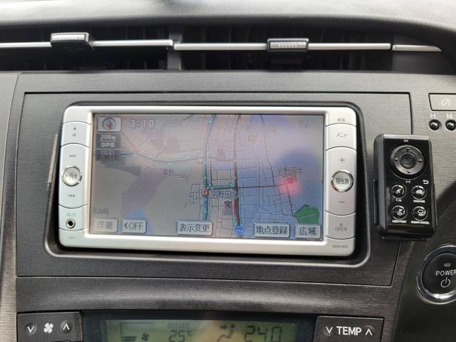 プリウス Ｓ　１．８　Ｓ　ワンオーナー禁煙車サンルーフ　ナビＢカメラ　アイドリングストップ搭載　ムーンルーフ　Ｂモニタ－　禁煙　インテリキー　デュアルエアバック　エアＢ　イモビライザー　ドライブレコ－ダ－　ナビＴＶ（22枚目）