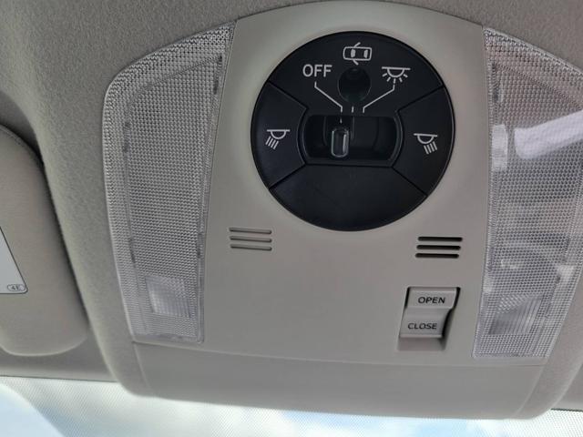プリウス Ｓ　１．８　Ｓ　ワンオーナー禁煙車サンルーフ　ナビＢカメラ　アイドリングストップ搭載　ムーンルーフ　Ｂモニタ－　禁煙　インテリキー　デュアルエアバック　エアＢ　イモビライザー　ドライブレコ－ダ－　ナビＴＶ（23枚目）