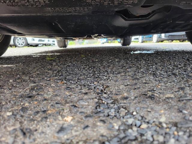 プリウス Ｓ　１．８　Ｓ　ワンオーナー禁煙車サンルーフ　ナビＢカメラ　アイドリングストップ搭載　ムーンルーフ　Ｂモニタ－　禁煙　インテリキー　デュアルエアバック　エアＢ　イモビライザー　ドライブレコ－ダ－　ナビＴＶ（41枚目）