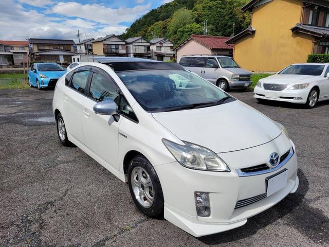 プリウス Ｓ　１．８　Ｓ　ワンオーナー禁煙車サンルーフ　ナビＢカメラ　アイドリングストップ搭載　ムーンルーフ　Ｂモニタ－　禁煙　インテリキー　デュアルエアバック　エアＢ　イモビライザー　ドライブレコ－ダ－　ナビＴＶ（49枚目）