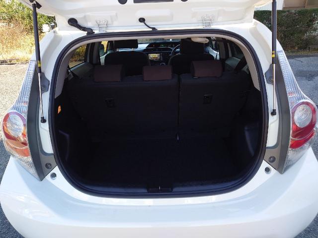 アクア Ｇ　ワンオーナー　禁煙　Ｂｕｅｔｏｏｔｈ　ナビ　ＴＶ　ドラレコ　　バックカメラ　オートライト　キーレスエントリー　シートヒーター　ＣＶＴ　衝突安全ボディ　ＡＢＳ　ＥＳＣ　エアコン　パワーステアリング（19枚目）