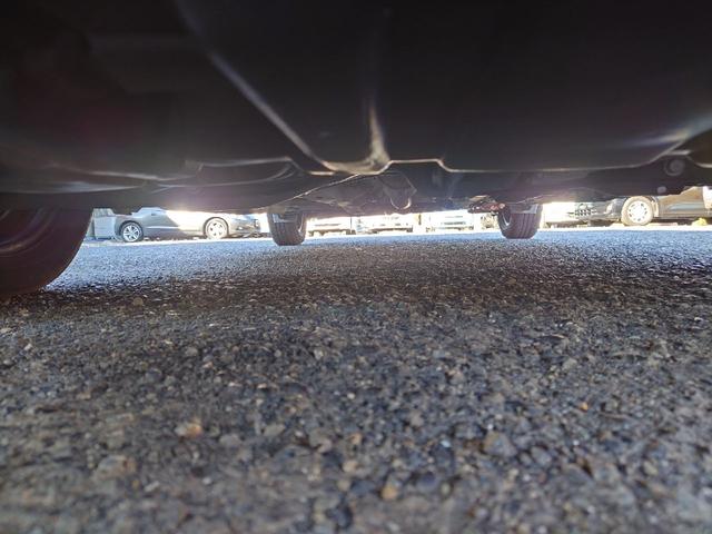 アクア Ｇ　ワンオーナー　禁煙　Ｂｕｅｔｏｏｔｈ　ナビ　ＴＶ　ドラレコ　　バックカメラ　オートライト　キーレスエントリー　シートヒーター　ＣＶＴ　衝突安全ボディ　ＡＢＳ　ＥＳＣ　エアコン　パワーステアリング（28枚目）