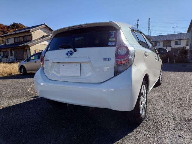 アクア Ｇ　ワンオーナー　禁煙　Ｂｕｅｔｏｏｔｈ　ナビ　ＴＶ　ドラレコ　　バックカメラ　オートライト　キーレスエントリー　シートヒーター　ＣＶＴ　衝突安全ボディ　ＡＢＳ　ＥＳＣ　エアコン　パワーステアリング（44枚目）