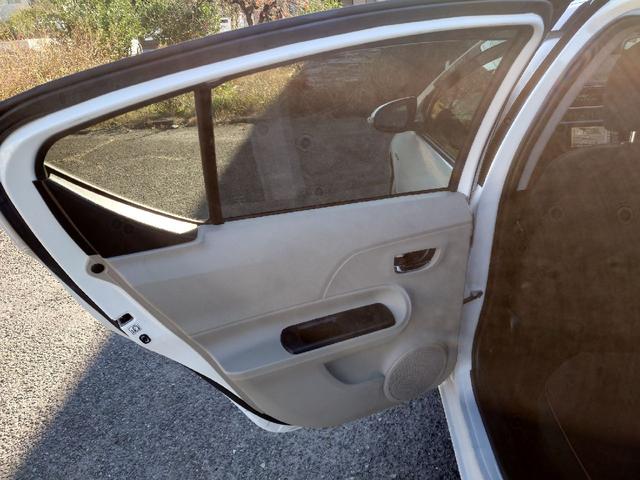 アクア Ｇ　ワンオーナー　禁煙　Ｂｕｅｔｏｏｔｈ　ナビ　ＴＶ　ドラレコ　　バックカメラ　オートライト　キーレスエントリー　シートヒーター　ＣＶＴ　衝突安全ボディ　ＡＢＳ　ＥＳＣ　エアコン　パワーステアリング（51枚目）