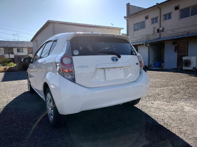 アクア Ｇ　ワンオーナー　禁煙　Ｂｕｅｔｏｏｔｈ　ナビ　ＴＶ　ドラレコ　　バックカメラ　オートライト　キーレスエントリー　シートヒーター　ＣＶＴ　衝突安全ボディ　ＡＢＳ　ＥＳＣ　エアコン　パワーステアリング（60枚目）