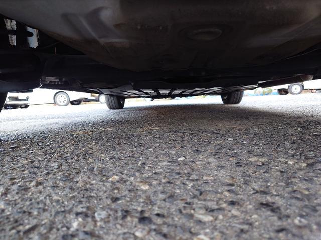 フィットハイブリッド ハイブリッド・10thアニバーサリー 1.3 10thアニバーサリー 下取り車 ナビ Bカメラ ETC ドラレコ TV オートクルーズコントロール スマートキー 盗難防止システム 衝突安全ボディ アルミホイール CD DVD USB(47枚目)