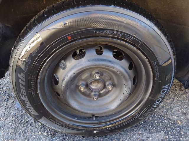 デミオ １３Ｃ－Ｖ　下取り　禁煙車　ナビ　ＴＶ　キーレスエントリー　ＣＶＴ　衝突安全ボディ　ＡＢＳ　エアコン　パワーステアリング　パワーウィンドウ（56枚目）