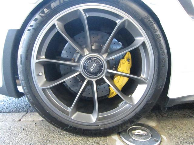911GT3RS PCCB Fリフティング LEDヘッド(11枚目)