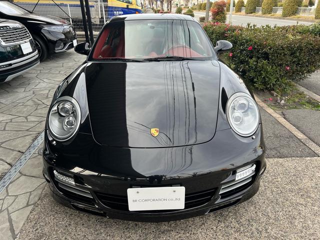 ９１１ターボ　正規ディーラー車　左Ｈ　スポーツクロノパッケージ　センターロック　メモリー付パワーシート　ＨＤＤナビフルセグ　Ｂカメラ　１９インチターボＡＷ　レッドレザーインテリア　シートヒーター　ＢＯＳＥサウンド(5枚目)