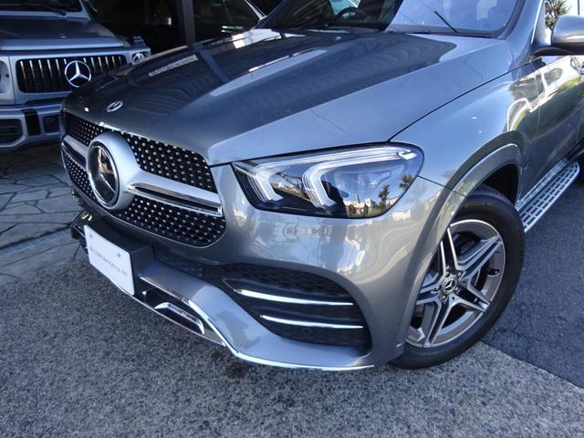 ＧＬＥ４００ｄ　４マチックスポーツ　正規ディーラー車　法人２オーナー　屋内保管　禁煙車　パノラミックライディングルーフ　６４色アンビエントライト　フットトランクオープナー　ブルメスター　ワイヤレスチャージ　取説　保証書　スペアキー有り(7枚目)