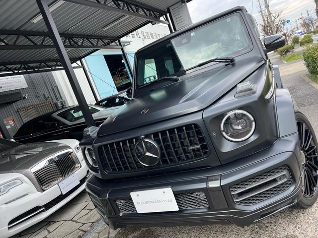 Ｇクラス Ｇ６３　エディションマットブラック　正規ディーラー車　限定車　左ハンドル　ＡＭＧカーボンパッケージ　ＡＭＧエクスクルーシブ　ナイトパッケージ　ＭＡＮＳＯＲＹ２２インチホイール　ＢＲＡＢＵＳフロント　ＢＲＡＢＵＳリアスポイラー（13枚目）