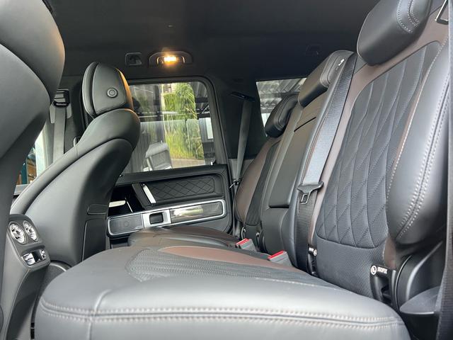 Ｇクラス Ｇ６３　ワンオーナー車　屋内保管　世田谷限定　ＡＭＧ特別オーダー　ＡＭＧカーボンファイバーインテリアトリム　マニュファクチャープログラムプラス　ＡＭＧナイトパッケージマグノ　新車取説　保証書　スペアキー有り（47枚目）