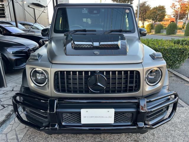 Ｇクラス Ｇ６３　ＡＭＧ　２０ｔｈアニバーサリー　正規ディーラー車　右ハンドル　限定３００台（内１００台限定）ナイトパッケージＩＩ　鍛造２３インチオリジナルホイール（新品装着）新品タイヤ　新車取説　保証書　スペアキー有（10枚目）