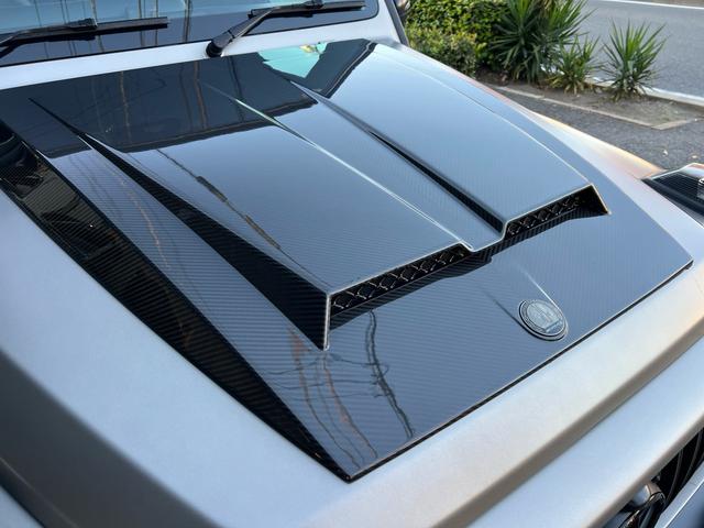 Ｇクラス Ｇ６３　ＡＭＧ　２０ｔｈアニバーサリー　正規ディーラー車　右ハンドル　限定３００台（内１００台限定）ナイトパッケージＩＩ　鍛造２３インチオリジナルホイール（新品装着）新品タイヤ　新車取説　保証書　スペアキー有（13枚目）