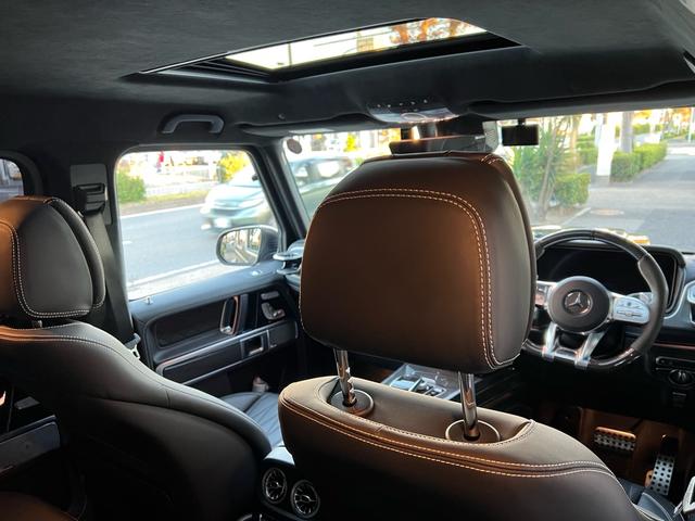 Ｇクラス Ｇ６３　ＡＭＧ　２０ｔｈアニバーサリー　正規ディーラー車　右ハンドル　限定３００台（内１００台限定）ナイトパッケージＩＩ　鍛造２３インチオリジナルホイール（新品装着）新品タイヤ　新車取説　保証書　スペアキー有（47枚目）