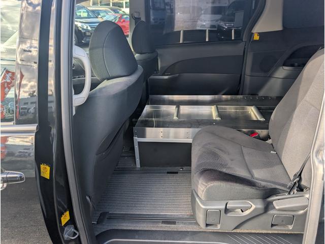 エスティマ アエラス 霊柩車/寝台車/搬送車/3名乗車/棺・ストレッチャー対応/HDDナビ/TV/CD/DVD/Bluetooth/バックカメラ/両側パワスラ/プッシュスタート/スマートキー/クルコン/ETC/禁煙車(19枚目)