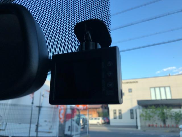 ノート Ｘ　Ｖセレクション＋セーフティＩＩ　禁煙車　保証１年付　ドライブレコーダー　前後クリアランスソナー　衝突軽減ブレーキ　ＬＥＤヘッドライト　アラウンドビューモニター　純正フルセグナビ　ＤＶＤ再生　Ｂｌｕｅｔｏｏｔｈ　バックカメラ　ＥＴＣ（7枚目）