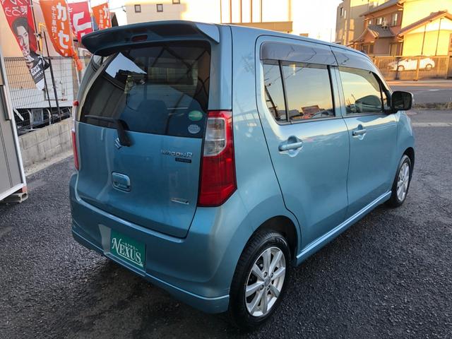 ワゴンＲ ＦＸリミテッド　禁煙車　新品タイヤ　プッシュスタート　社外地デジナビ　バックカメラ　スマートキー　オートエアコン　１４インチアルミホイール　アイドリングストップ　ヘッドライトレベライザー（14枚目）