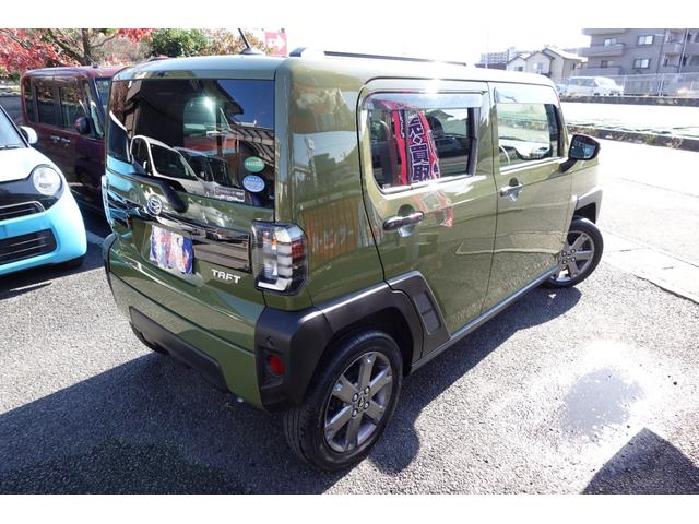 タフト Ｇ　車検整備付き　禁煙車　ナビ　ＴＶ　Ｂｌｕｅｔｏｏｔｈ　バックカメラ　ＥＴＣ　ドラレコ　シートヒーター　グラスルーフ　スマートキー　電動パーキング　純正アルミ（9枚目）