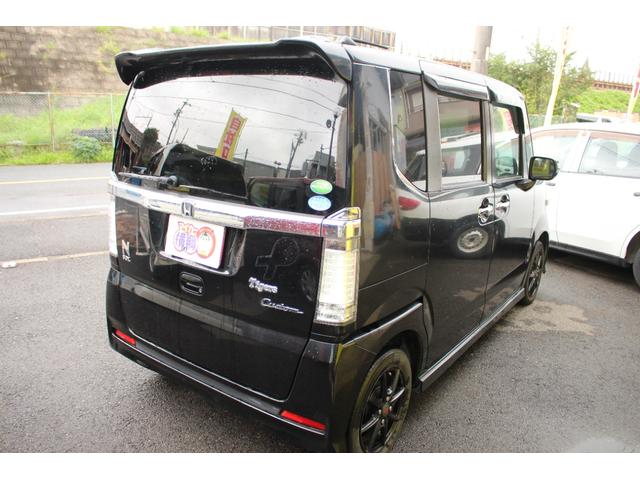 Ｎ－ＢＯＸカスタム Ｇ・Ｌパッケージ　アイドリングストップ車　スマキ－　フロントベンチシート　パワーウィンドウ　盗難防止システム　オートエアコン　パワステ　キーレスエントリー　両席エアバック　ＡＢＳ　横滑り防止　運転席エアバック（17枚目）