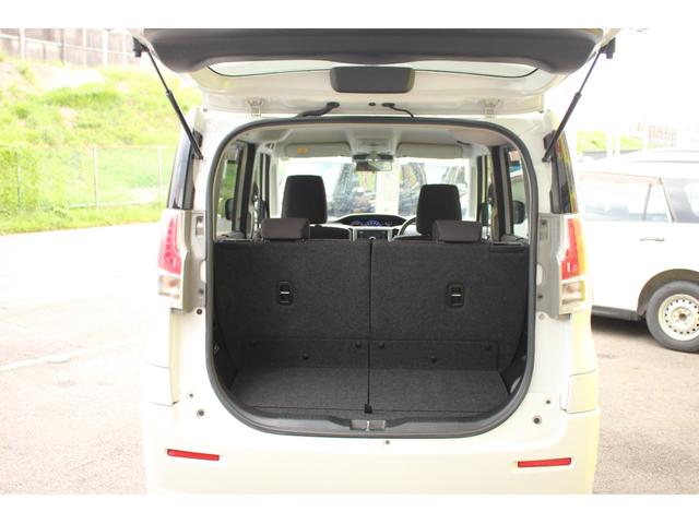 ソリオ ハイブリッドＭＸ　アイスト　パワーウインド　イモビライザー　フルオートエアコン　パワーステアリング　キーフリー　ＥＳＰ　シートヒーター　衝突安全ボディ　Ｗエアバック　運転席エアバック　ウォークスルー　サイドエアバック（17枚目）