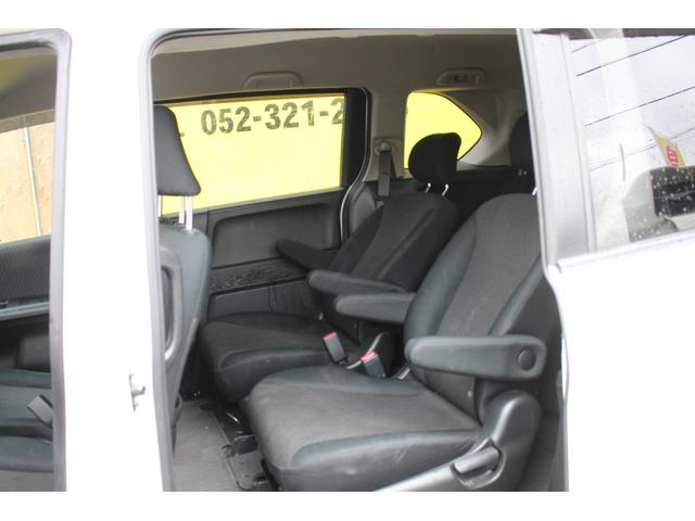 フリードハイブリッド ジャストセレクション セキュリティー 横滑り防止機能 衝突安全ボディ オートクルーズ エアバック ウォークスルー キーレスエントリー PS フルオートエアコン ABS パワーウィンドウ 運転席助手席エアバック(26枚目)