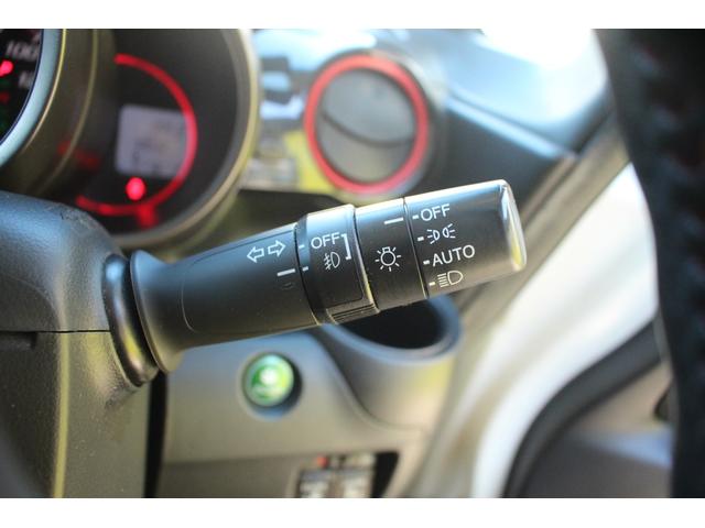 Ｎ－ＢＯＸカスタム Ｇ・ターボＡパッケージ　オートエアコン　イモビライザー　キーフリー　パワーウィンドウ　オートクルーズコントロール　ベンチシート　サイドエアバック　ＡＢＳ　パワーステアリング　エアバック　エコアイドル　エマージェンシーＳ（32枚目）