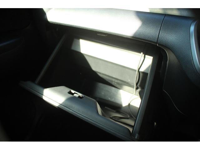 Ｎ－ＢＯＸカスタム Ｇ・ターボＡパッケージ　オートエアコン　イモビライザー　キーフリー　パワーウィンドウ　オートクルーズコントロール　ベンチシート　サイドエアバック　ＡＢＳ　パワーステアリング　エアバック　エコアイドル　エマージェンシーＳ（35枚目）