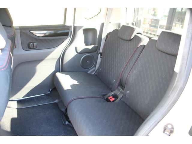 Ｎ－ＢＯＸカスタム Ｇ・ターボＡパッケージ　オートエアコン　イモビライザー　キーフリー　パワーウィンドウ　オートクルーズコントロール　ベンチシート　サイドエアバック　ＡＢＳ　パワーステアリング　エアバック　エコアイドル　エマージェンシーＳ（40枚目）