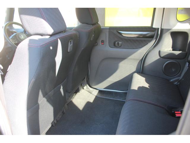 Ｎ－ＢＯＸカスタム Ｇ・ターボＡパッケージ　オートエアコン　イモビライザー　キーフリー　パワーウィンドウ　オートクルーズコントロール　ベンチシート　サイドエアバック　ＡＢＳ　パワーステアリング　エアバック　エコアイドル　エマージェンシーＳ（41枚目）