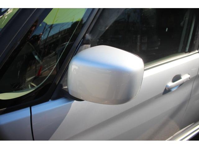 ソリオ ハイブリッドMX アイスト パワーウインド イモビライザー フルオートエアコン パワーステアリング キーフリー ESP シートヒーター 衝突安全ボディ Wエアバック 運転席エアバック ウォークスルー サイドエアバック(10枚目)