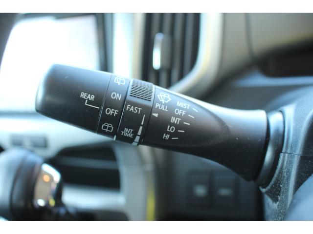 ソリオ ハイブリッドMX アイスト パワーウインド イモビライザー フルオートエアコン パワーステアリング キーフリー ESP シートヒーター 衝突安全ボディ Wエアバック 運転席エアバック ウォークスルー サイドエアバック(26枚目)