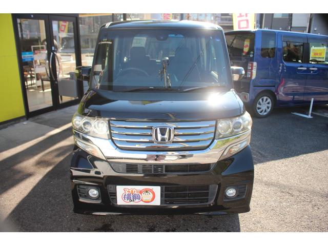 Ｎ－ＢＯＸカスタム Ｇ　ＳＳパッケージ　スマ－トキ－　エアコン　ＥＳＣ　Ａ－ＳＴＯＰ　盗難防止システム　パワーウィンドウ　運転席助手席エアバッグ　ＡＢＳ　キーレス　ベンチシート　パワーステアリング　運転席エアバック（5枚目）