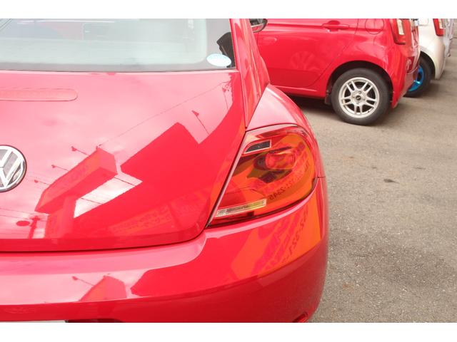 ザ・ビートル デザイン 運転席エアバッグ 運転席パワーウィンドウ マニュアルエアコン Wエアバッグ パワーステアリング サイドエアバック ABS クルーズコントロール付 セキュリティー(19枚目)