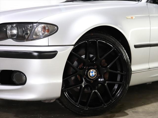 318i Mスポーツパッケージ 新品19インチアルミホイール/新品タイヤ4本 F225/35R19・R255/30R19/社外HDDナビAVIC-VH09/フロントカメラ/地デジ 走行中視聴可/DVD再生 走行中視聴可/CD再生(22枚目)
