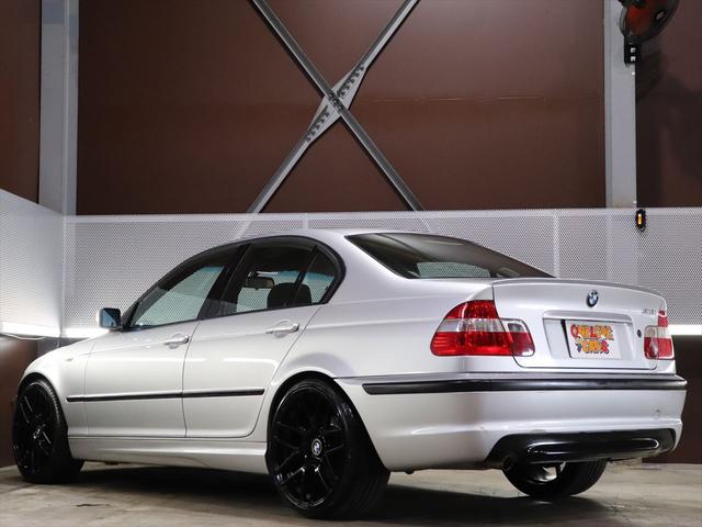 318i Mスポーツパッケージ 新品19インチアルミホイール/新品タイヤ4本 F225/35R19・R255/30R19/社外HDDナビAVIC-VH09/フロントカメラ/地デジ 走行中視聴可/DVD再生 走行中視聴可/CD再生(24枚目)