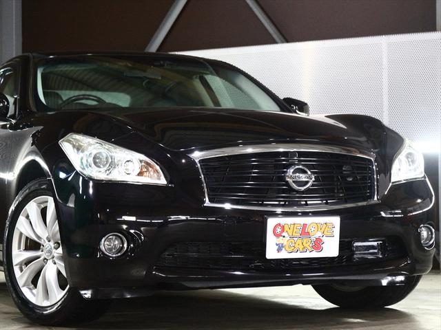 250GT タイプP 黒本革シート/ウッドパネル/純正ナビ(5枚目)