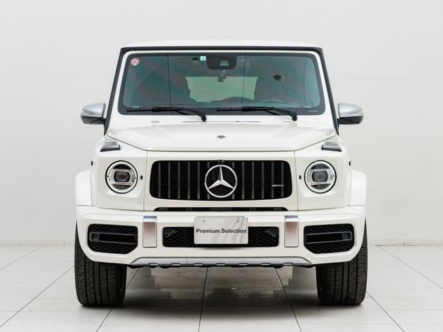 Ｇ６３　ストロンガーザンタイムエディション　限定車　ＡＭＧカーボンインテリアトリム　専用デザインＡＭＧ２２インチアルミ　ダイヤモンドステッチシート　ブルメスターオーディオ　スライディングルーフ　全方位カメラ　ヒーター＆ベンチレーション　保証付(5枚目)