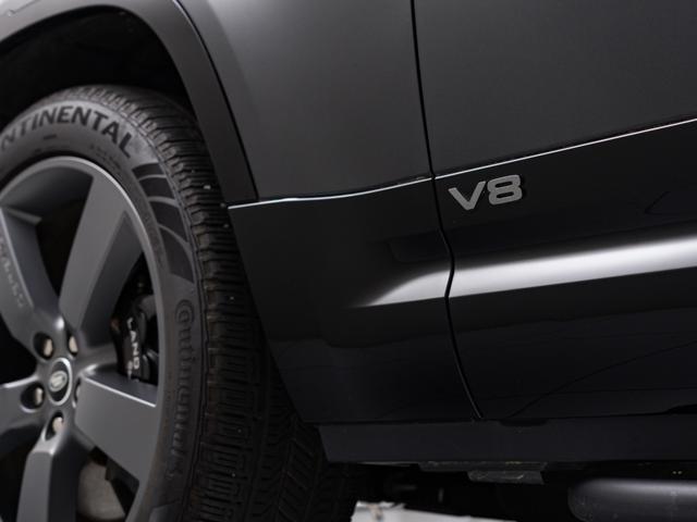 ディフェンダー １１０Ｖ８カルパチアンエディション　Ｐ５２５　限定１００台　特別仕様車　サイドステップ　エアサスペンション　クールボックス　３６０度カメラ　メリディアンオーディオ　スライディングパノラミックルーフ　ヘッドアップディスプレイ　デジタルミラー　保証付（13枚目）