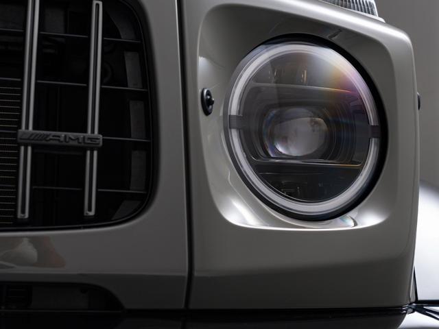 Ｇクラス Ｇ６３　ＡＭＧレザーエクスクルーシブパッケージ　保証付　ＡＭＧ世田谷オーダープログラム　特別色クラシックグレー　純正ナイトパッケージ　マットブラック２２インチ　ホワイトウッドインテリアトリム　レザーエクスクルーシブＰＫＧ　マヌファクトゥーアＰプラス（6枚目）
